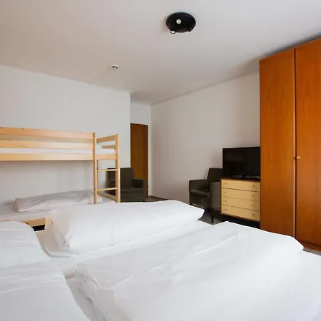 Hotel Zur Sonne 3*